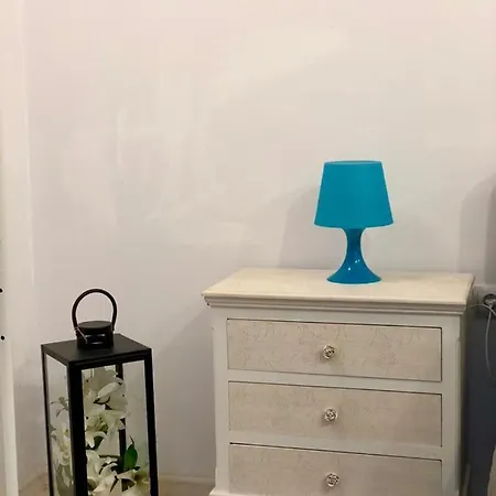 Emerald Studio Center City Apartment